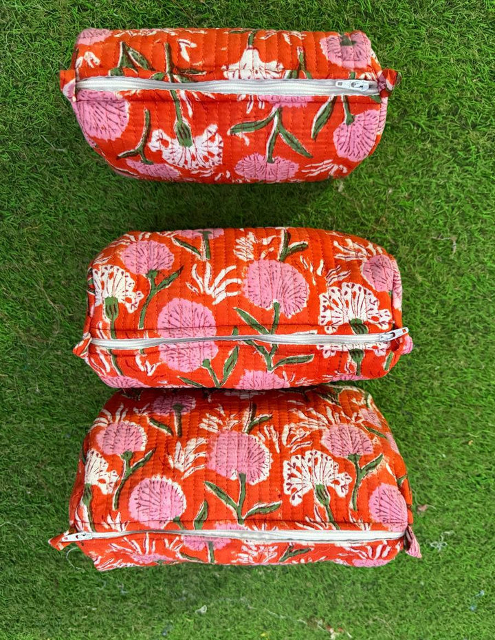 Zipper Pouch Cosmetic Bag Quilted Women Bag Floral Print Bag