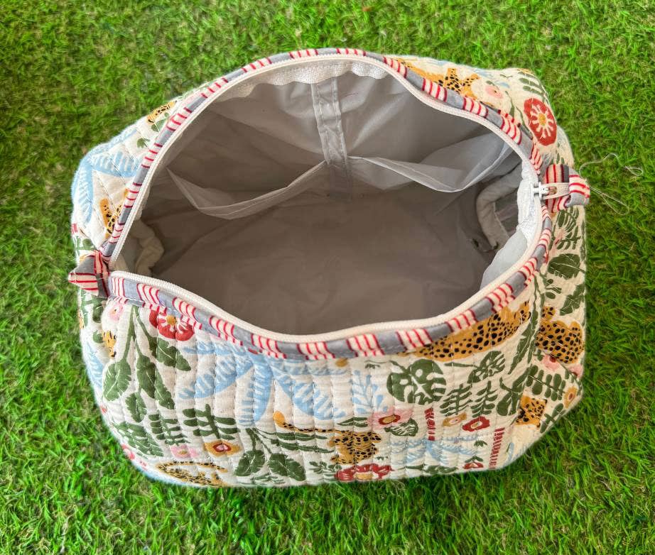 Tiger Printed Cotton Quilted Bag Zipper Cosmetic Women Bags