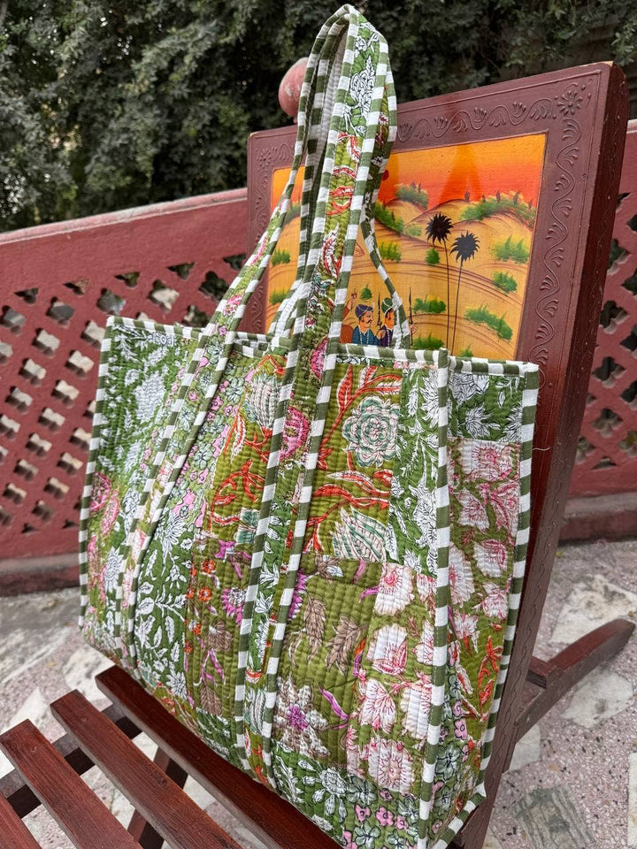 Machine Quilted Cotton Shopping Bags Patchwork Floral Print