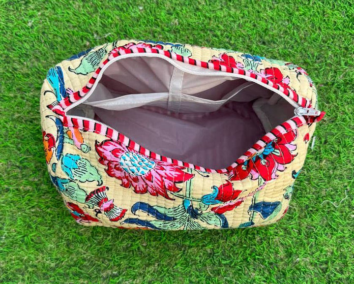 Colorful Floral Printed Bag Cotton Quilted Bag Toiletry Bags